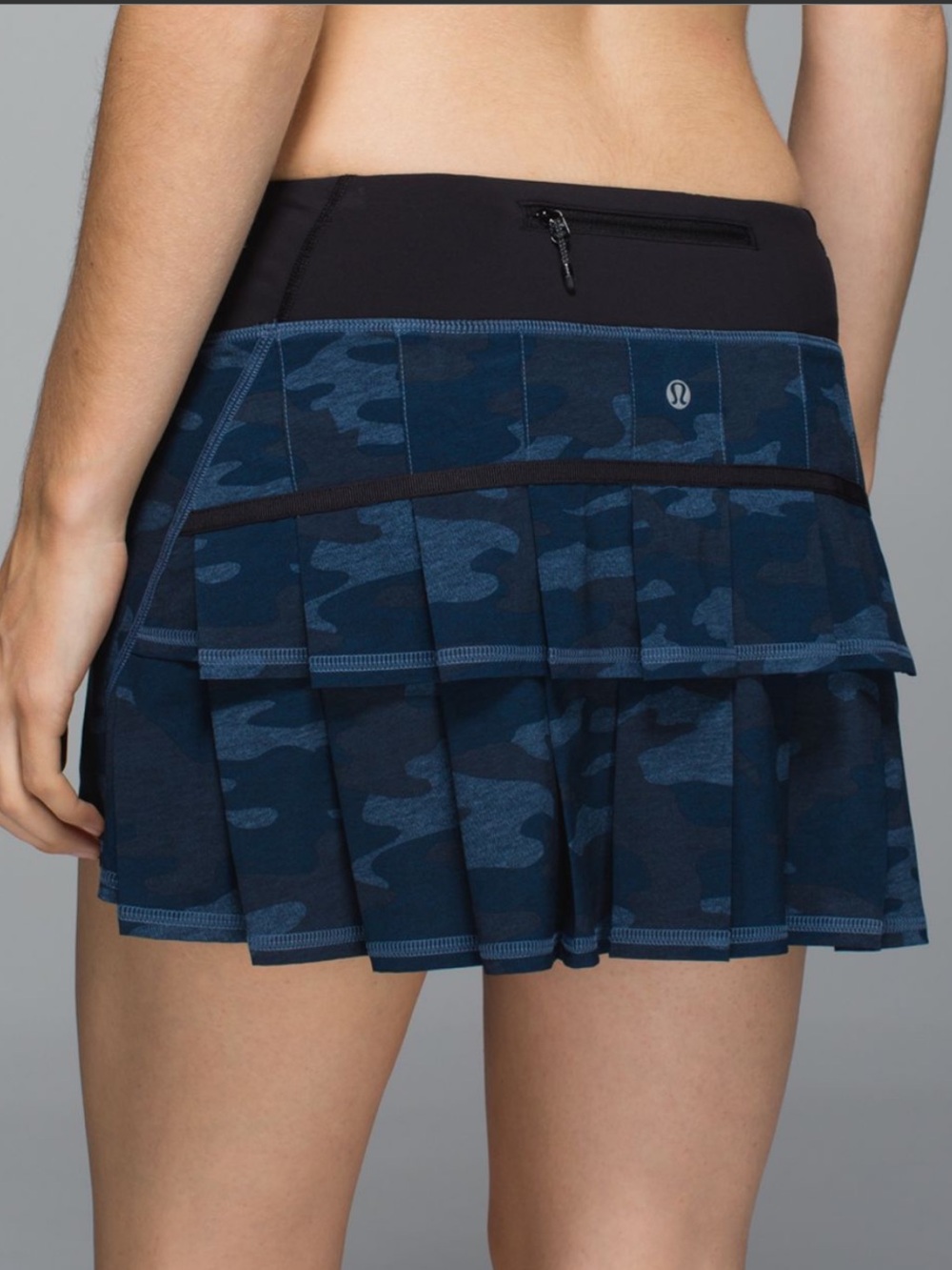 lululemon athletica Pace Setter Navy Blue Camouflage Skater Skirt size 8